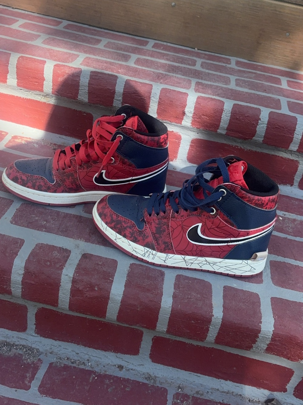 Air Jordan Retro Spider-man sneakers